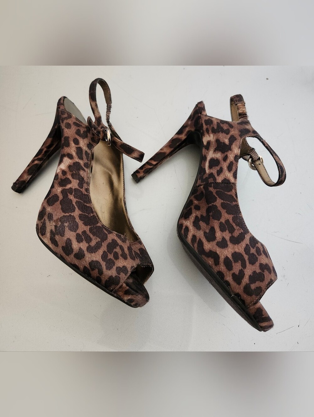 Leopard Print Peep-Toe Slingback Heels - Brown